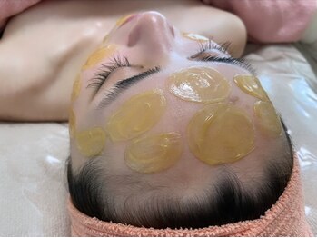 ジャストミービューティー(Just Me Beauty)の写真/≪毛穴レスな陶器肌へ!!≫リピーター多数の艶肌WAX!産毛や余分な角質を除去し、ツヤツヤ韓国肌に♪