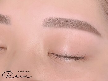 レイン 日向店(Rain)の写真/アイブロウWAX~話題のハリウッドブロウリフトもお任せ下さい!眉のお悩みはプロにお任せ♪メイクも時短◎