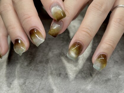 ネイルズ ヒマワリ(Nails Himawari)の写真