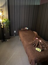 ロータス(LOTUS)/アロマオイルドレナージュ