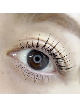 モモネイルズ(Momo Nails)/ラッシュリフト