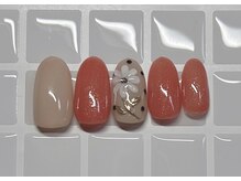 ネイルビー(Nail Bee)/2本アートコース