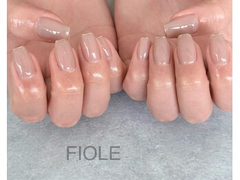 フィオル(FIOLE)/シンプルデザイン