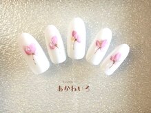 ネイルサロン あかねいろ/手描きフラワー　ふんわりアート
