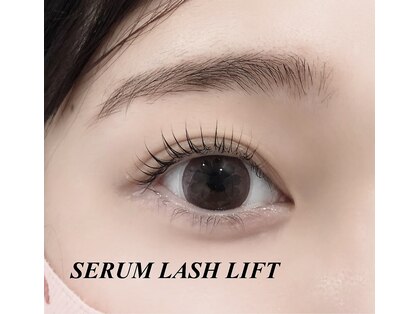 マジー リブロン(Magie le lis branc)の写真