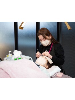 駅から徒歩５分のサロン