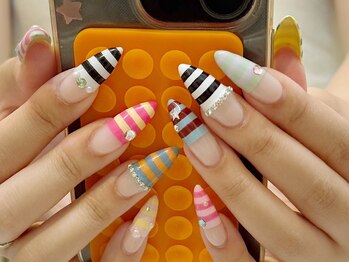 ヴィヴィ バイ セブンルックス(vivi by 7LOOKS)の写真/トレーニングメニューでお得に可愛く♪技術向上を目的としたトレーニング施術ながら仕上がりはプロ顔負け!