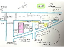 エムスタイル(M-STYLE)の雰囲気（有松方面より、泉交差点手前泉2丁目1-9　ブロック塀に標示6番7番）