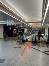 ノア 高槻店(NOR)/１、改札出てすぐのエレベーター