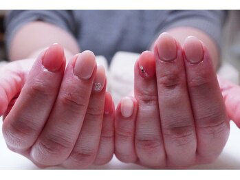 プチリリィ(Petit Lily)/オフィスにもOKなシンプルネイル