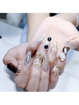 クイーンズビューティーサロン 新宿本店(Queen's beauty salon)/チップアートやり放題&つけ放題