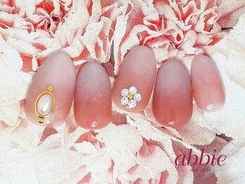 ネイルサロン アビー 宮益坂店(abbie)/ビジューホワイト◇¥10373