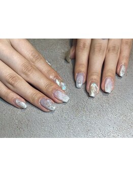 手描きアートが得意なサロン