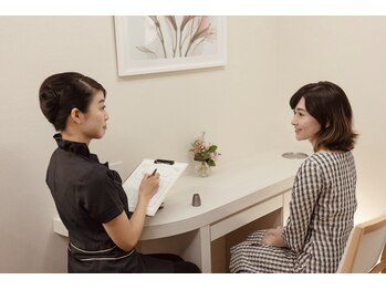 ジュメル 恵比寿店(Jumelles)/個室でのカウンセリング♪