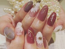 ホワイトネイル(White Nail)の雰囲気（繊細な手書きアートも対応可◎）