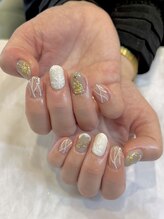 クレイン(Crane)/冬のきらめきネイル！
