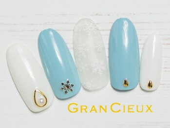 クアトログランシュ 青葉台(QUATRO×GranCieux)/雪の結晶ネイル／6500円