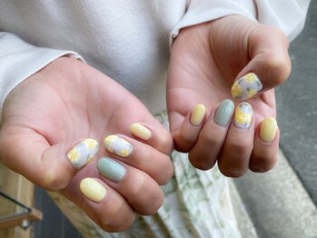 ネイルアルケー(Nail ARCHE)/ミモザネイル