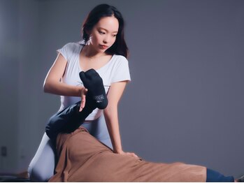 全力ストレッチ 岐阜長良店の写真/《猫背・反り腰・骨盤の歪みに》肩甲骨と骨盤の連動をスムーズに。女性トレーナーが導く究極のボディライン