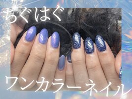 ちぐはぐネイビーネイル