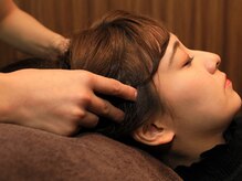 ヘッドマッサージを70分\4980でご提供完全都度払いです