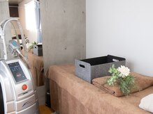 イラーリ(ILARI)/サロン全体 3