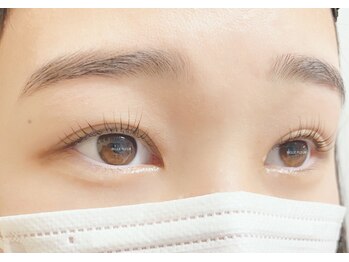 ベルフルール(BELLE FLEUR)/まつげカール×眉スタイリング