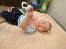 子育てママの整体サロン/施術中のお子様の様子