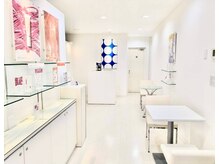 ポーラ ザ ビューティ さいたま新都心の雰囲気（白を基調とした清潔感溢れるサロンです）