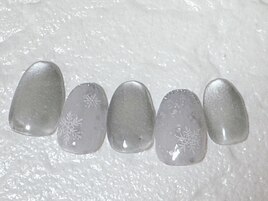 雪の結晶ネイル