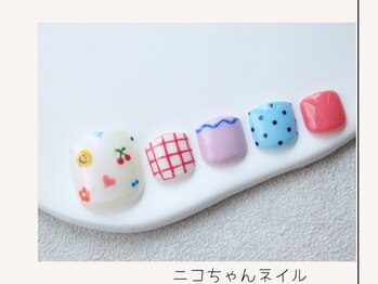 プレンティー 北千住西口店(plenty)/【FOOT】ニコちゃんネイル