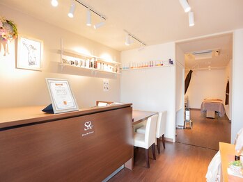 シューラディアント(ShuRadiant)/店内フロント