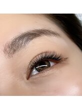 ラヴィラ(La villa)/ボリュームラッシュ