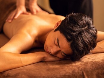 リラクシー(relaxy)の写真/《男性に不動の人気サロン》完全個室の贅沢空間で日頃の疲れを癒し,スッキリ実感!多数のメニューに満足度◎