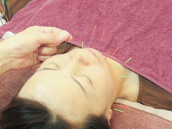 所沢鍼灸整体院/お顔のタルミは肩こり解消が先