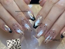 ルア(LUA)/大流行のドットネイル！