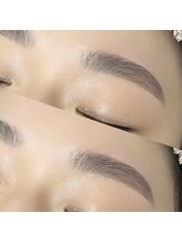 シユク 本八幡店(SHIYUKU)/ハリウッドブロウリフト