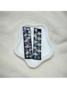 ミー(me.)/耳つぼジュエリー