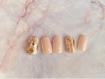 ミーム(meme)/塗りかけ　春のキラッとネイル