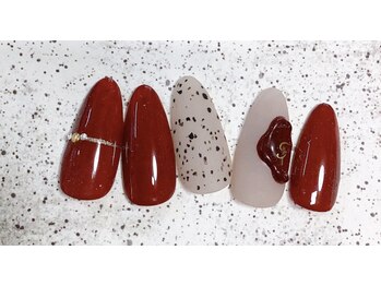 エフ(F)/シーリングネイル