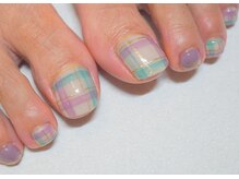 マジョラム ネイル(Marjoram Nail)/チェック柄フットジェルネイル