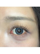 エイティスト(8ist)/パリジェンヌ[新宿/新宿駅]