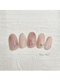 桜ピンクのニュアンスネイル
