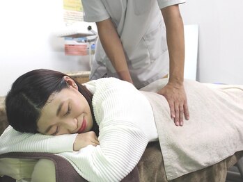 美療整体サロン 整体屋 東広島/ベテラン男性整体師による整体