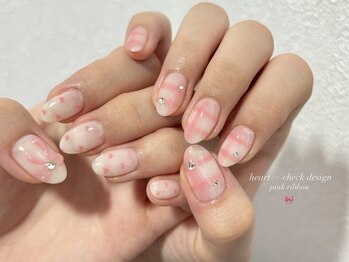 ちぐはぐチェックネイル akane