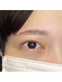 エイティスト(8ist)/パリジェンヌ[新宿/新宿駅]