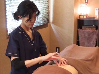 きわみ鍼灸整骨院 博多院/【博多駅】腰の辛さなどに