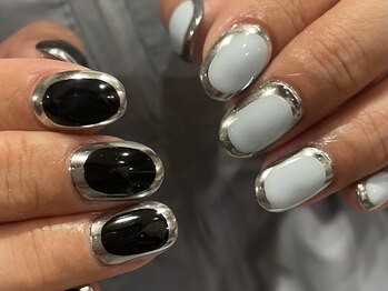 スタイルージュ(Style Rouge)の写真/短いお爪でおしゃれを楽しむひと工夫。