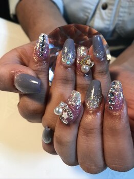 リアンナ アンド アイシンスタジオ &nbsp;甲府店(LIANAH&EYE SSIN STUDIO)/シャネルネイル