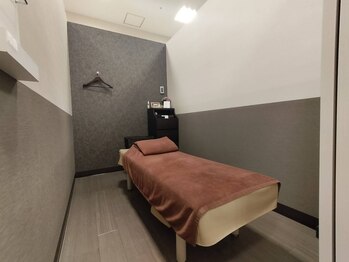 げんき堂整骨院/げんき堂鍼灸院 ららぽーと海老名/施術スペース 1